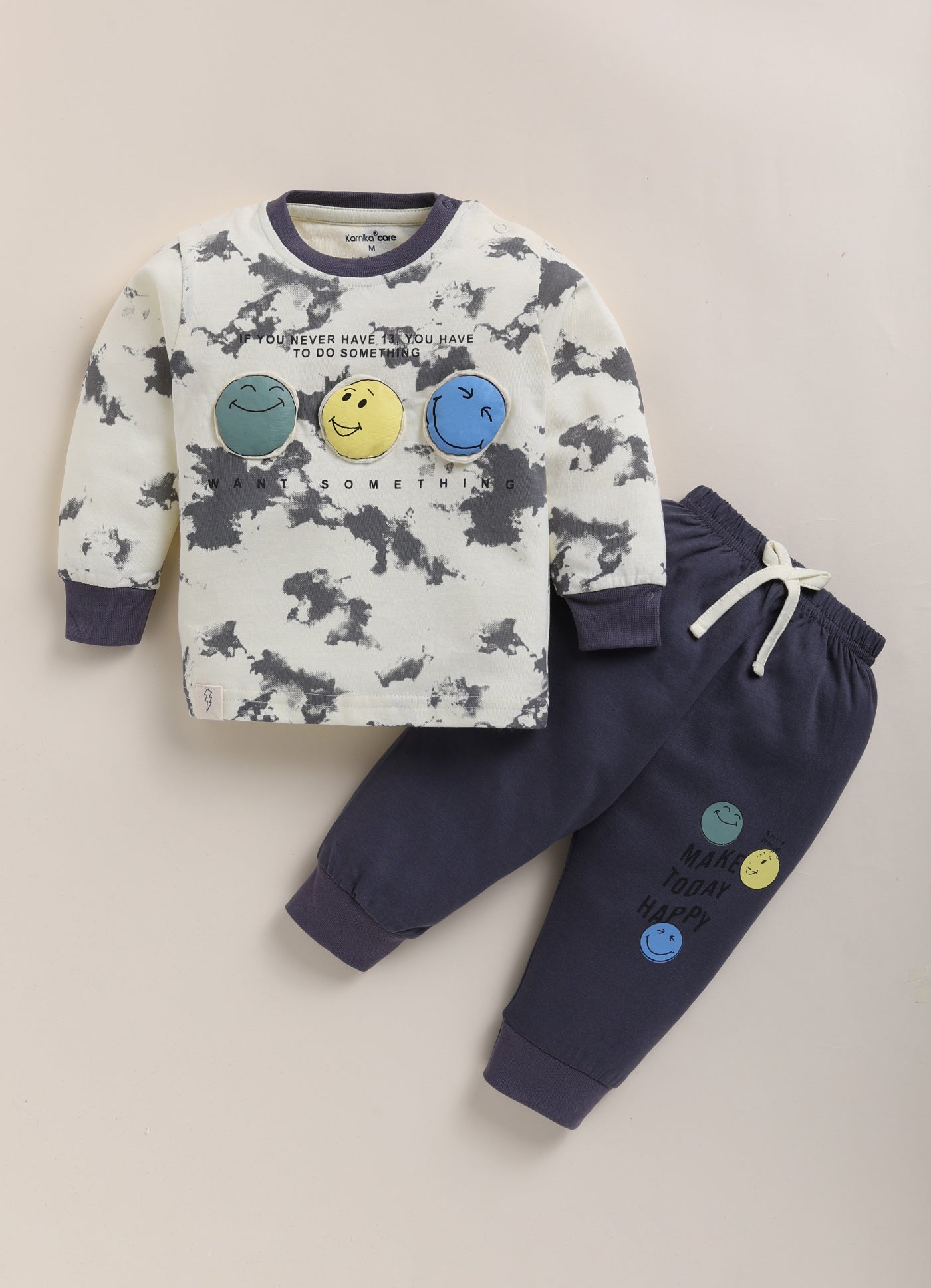 Smiley Face Imoji Knitted Suit Set