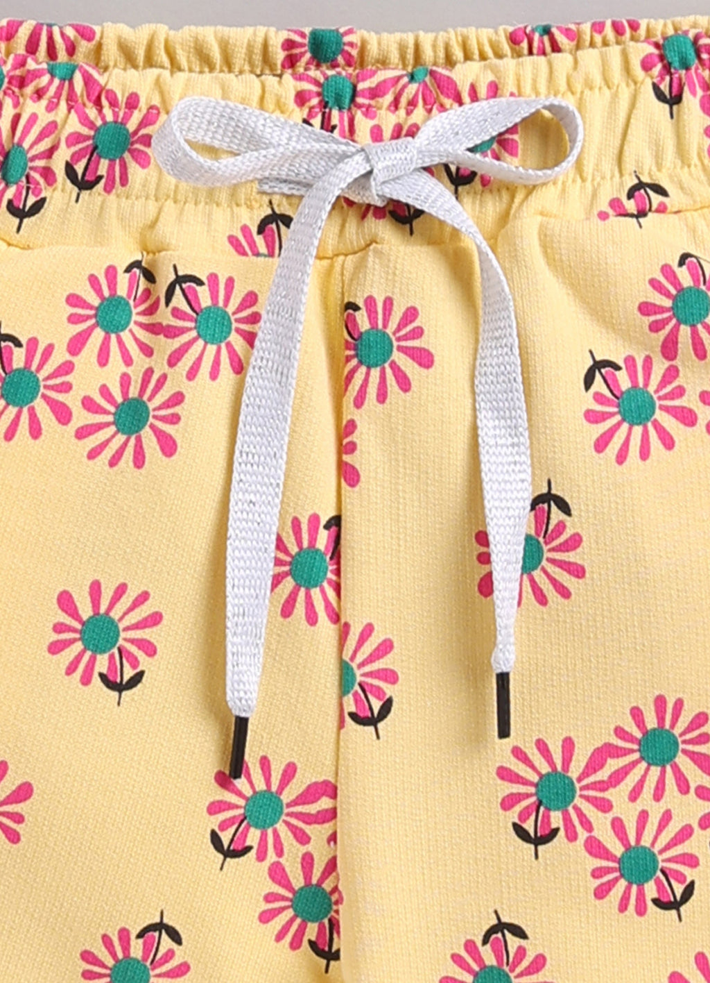 Sunshine Daisy Field Drawstring Short