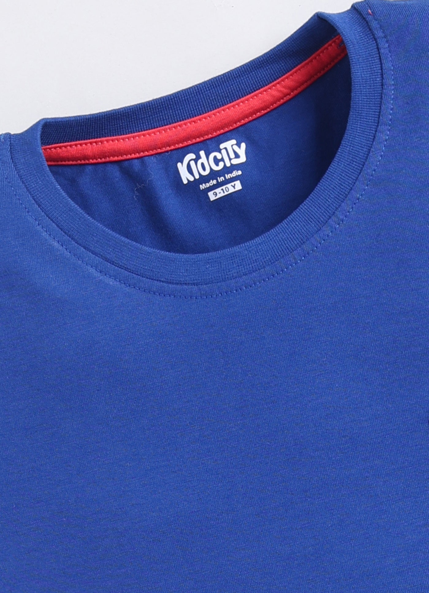 Cool Graphic Pocket T-Shirt