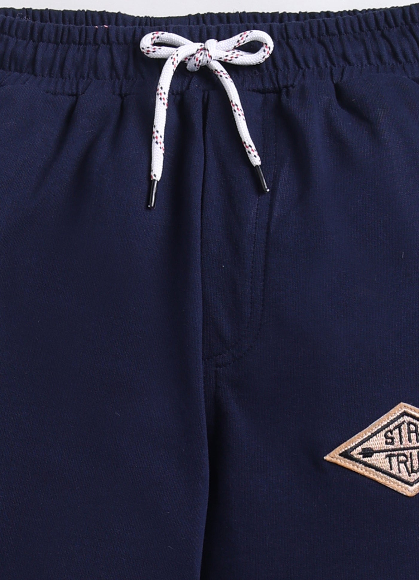 Stay True Arrow Badge Jogger Pant