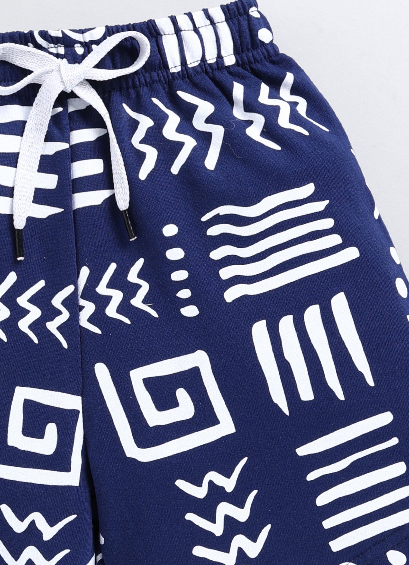 Indigo Pulse Abstract Geometric Short