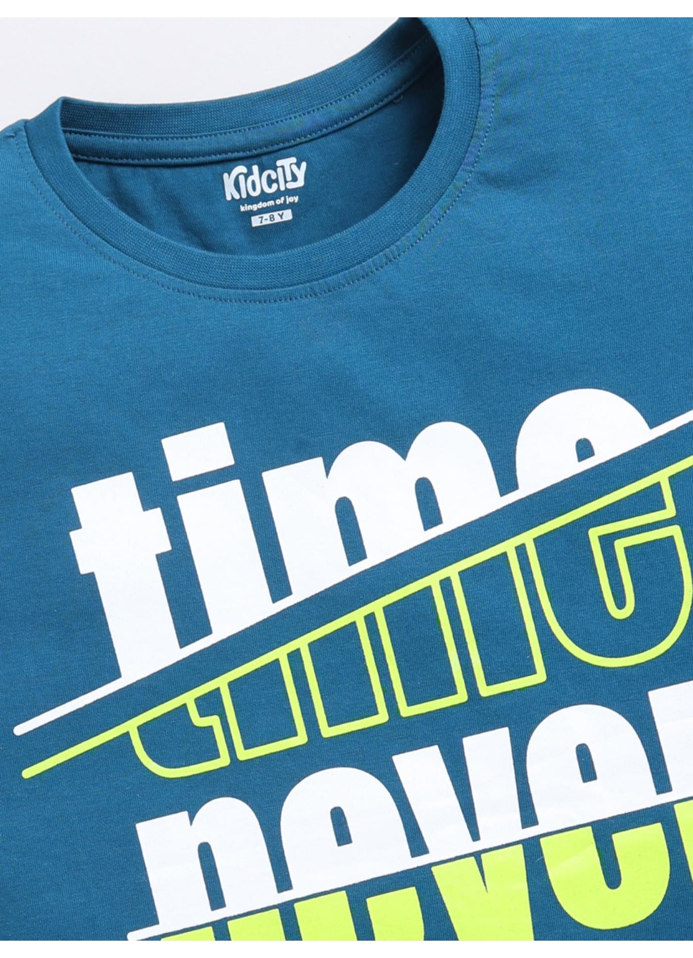 Time Never Lies' Distorted Slogan T-Shirt