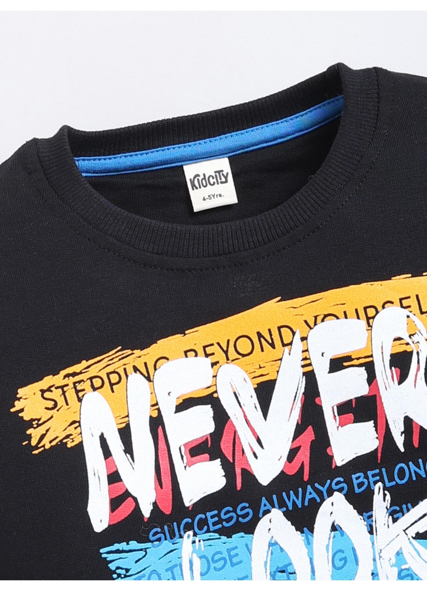 Never Look Back' Motivational Graphic Crewneck Sweatshirt