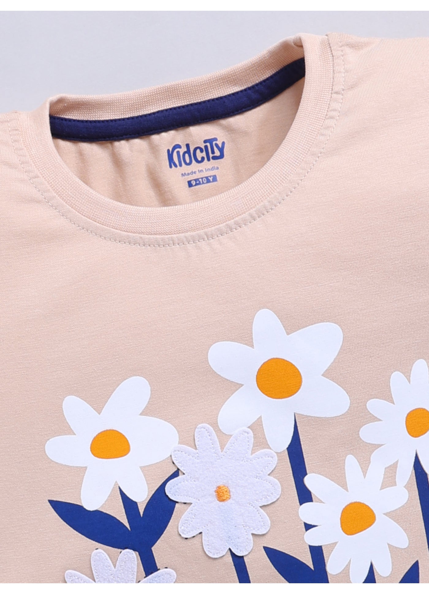 Floral Garden Daisy Tops