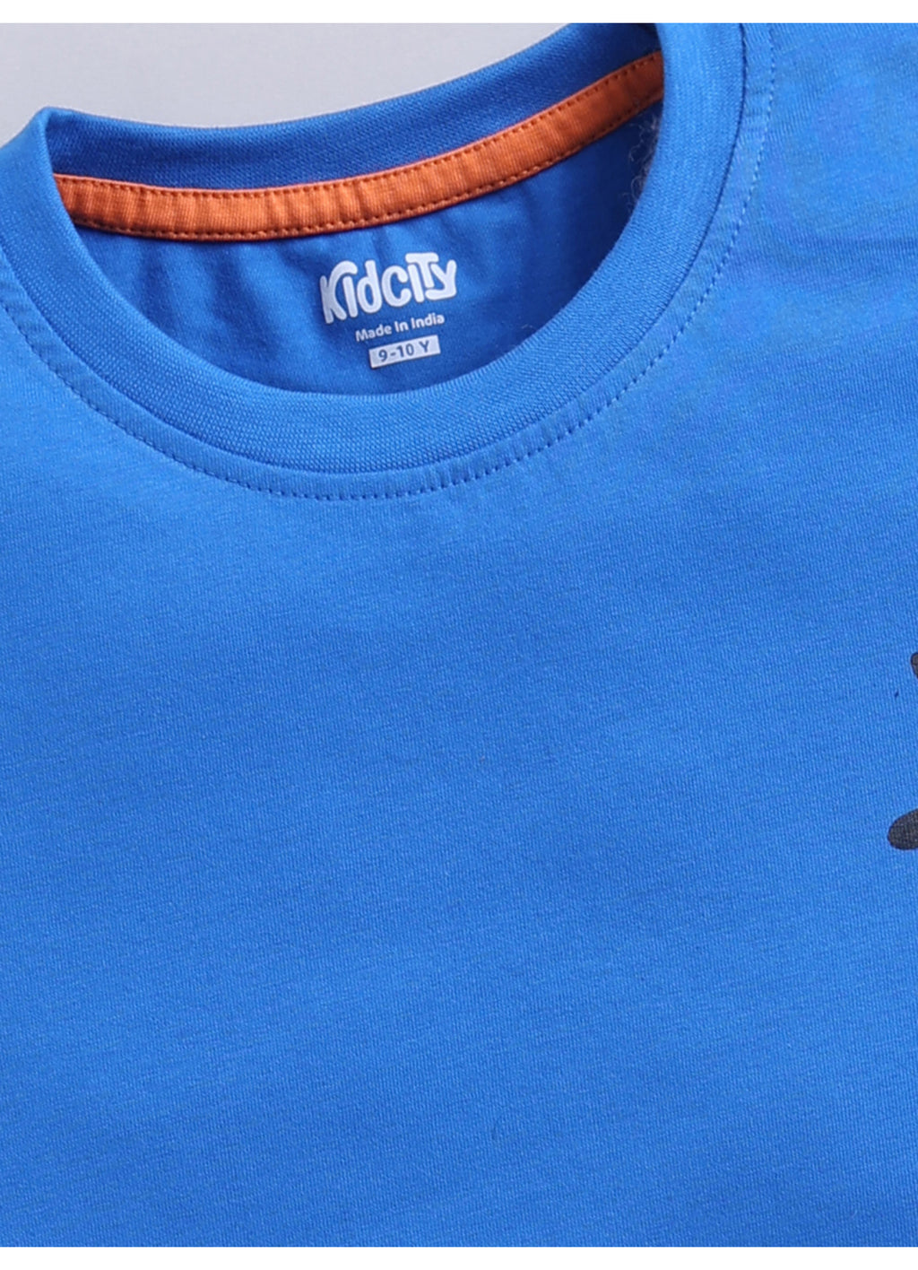 Float Away Graphic Print T-Shirt