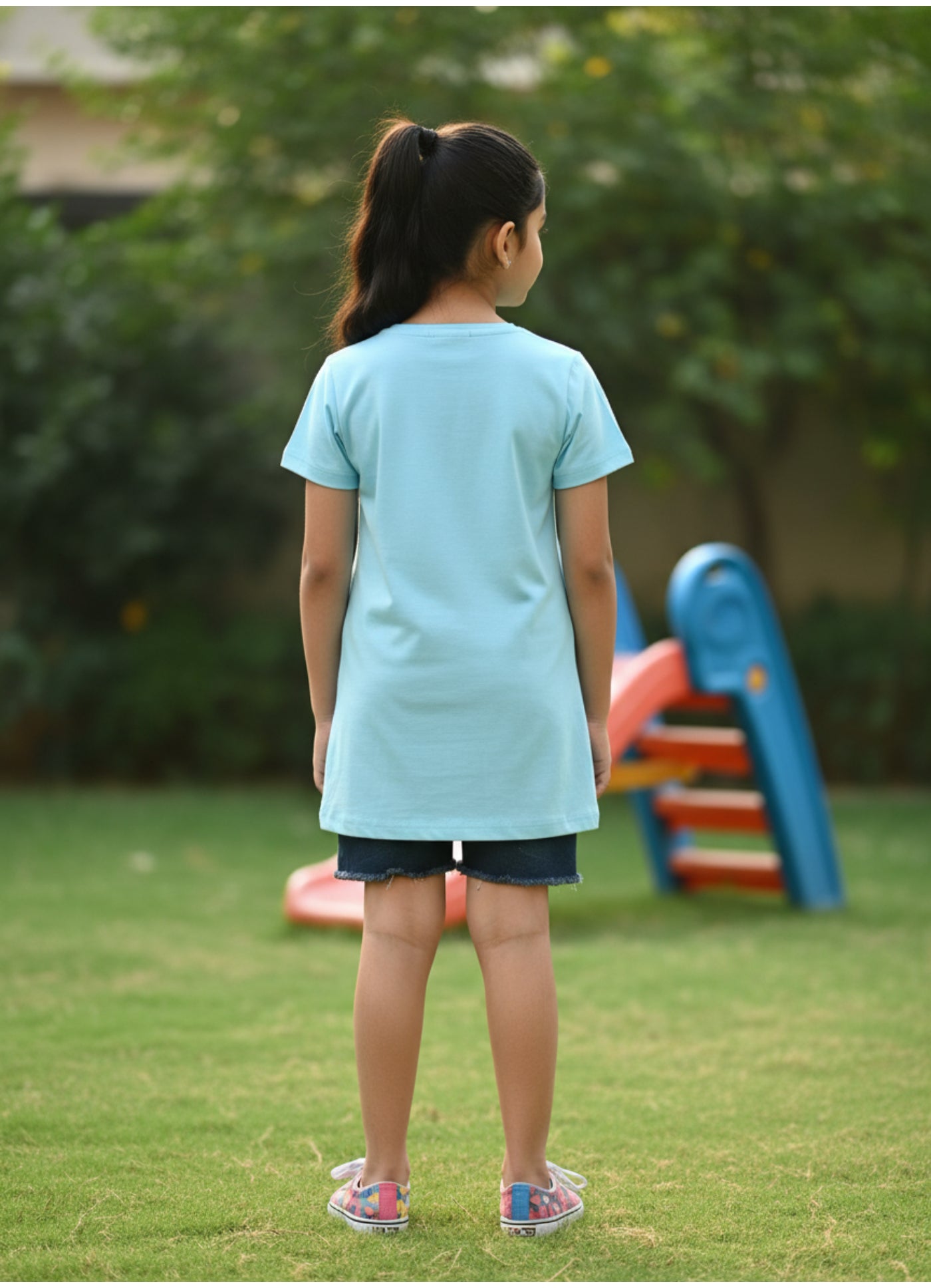 Be Happy Be Sweet Star Graphic Top.